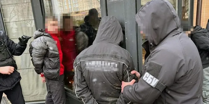 На Волині затримали бандитів, які «вибивали» гроші в пораненого воїна (фото)