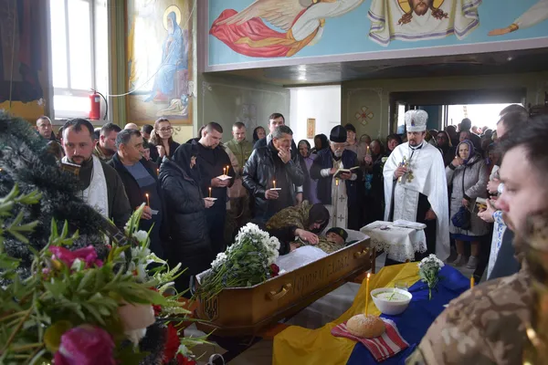 На Волині попрощалися із юним прикордонником Владиславом Зуськом (фото)