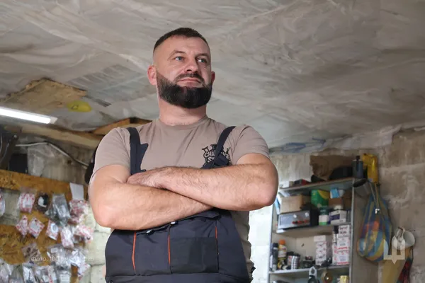 «Лихач» із Волині та його хвостатий побратим Арчі проїхали 30 тисяч км війною (фото)