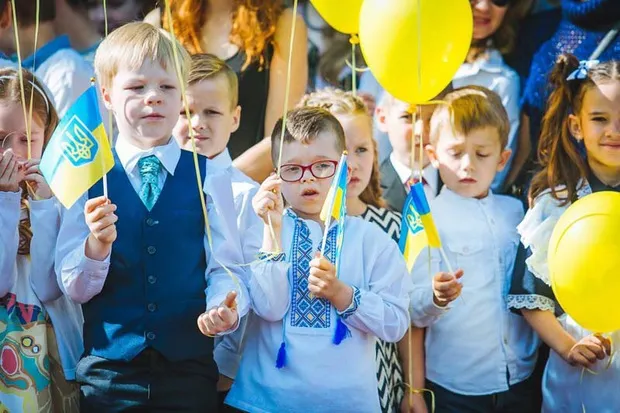 Останній дзвоник: без лінійки нема свята?