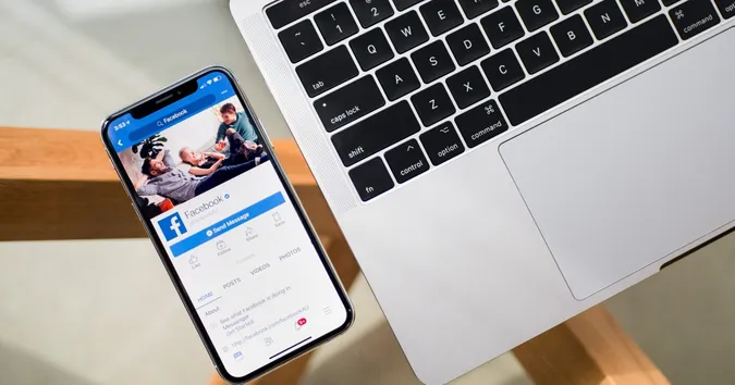 Facebook тестує горизонтальну стрічку новин