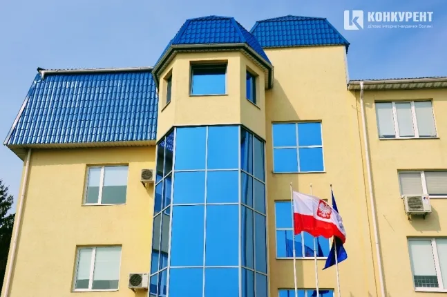 Затримали банду, причетну до вибуху біля польського консульства в Луцьку (фото)
