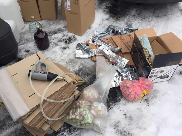 На Волині виявили склад з контрафактом (фото)