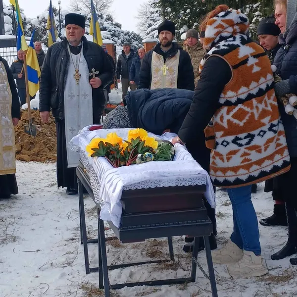 Навіки 28: на Волині попрощалися із захисником Володимиром Саверіним (фото)