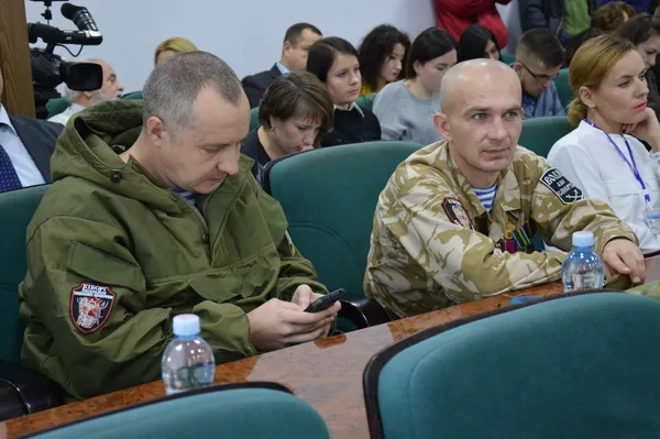 Суворі сесійні будні луцьких депутатів (фоторепортаж)