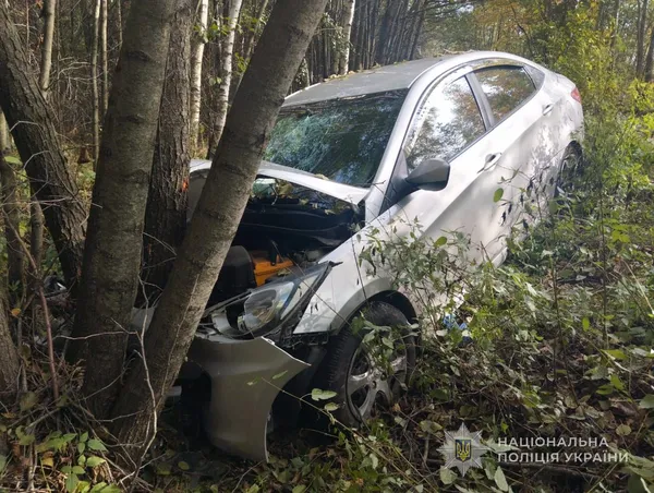 Капот розтрощений: на Ковельщині за добу стались 2 аварії (фото)