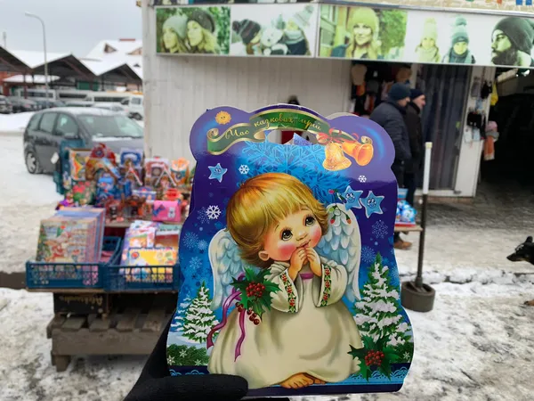 Як зекономити на цукерках: скільки коштують солодощі на ринках та в магазинах Луцька