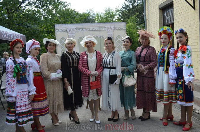 Ковельчани оригінальним перформансом подякували Британії за підтримку (фото)
