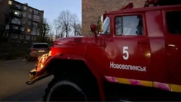 На Волині рятувальники визволили чотирирічну дитину із зачиненого будинку (фото)