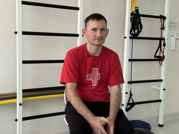 «Якщо вижив, значить ще щось не доробив»: поранений на війні волинянин відновлюється у Луцьку (фото, відео)