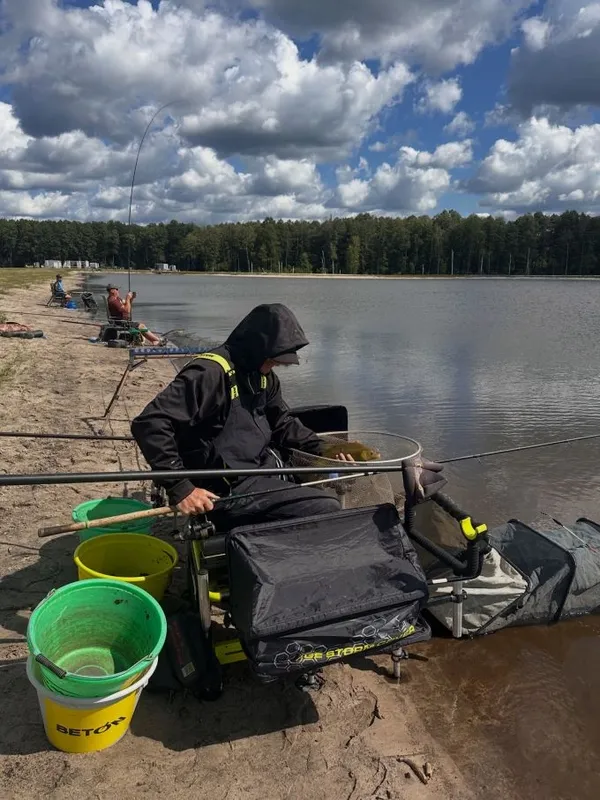 На «Волинських Мальдівах» виловили понад 104 кг риби – Big Fish чемпіонату спіймав волинянин (фото)