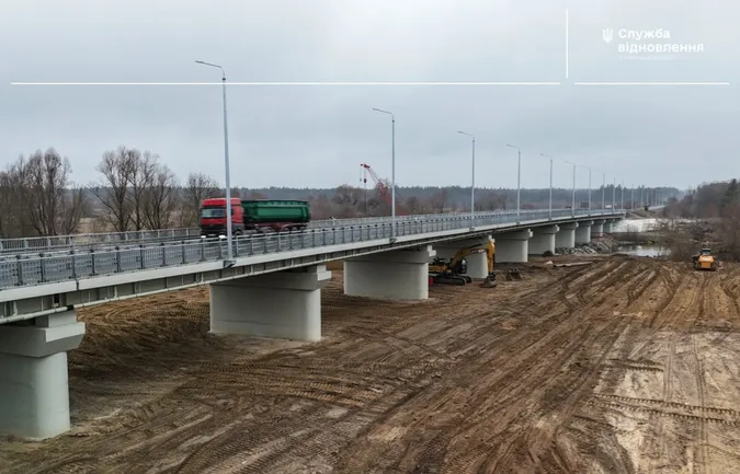 Відновили зруйнований у 2022 році міст на трасі Київ-Ковель-Ягодин