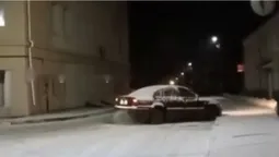 Як у Горохові дрифтують автівки через ожеледицю (відео)