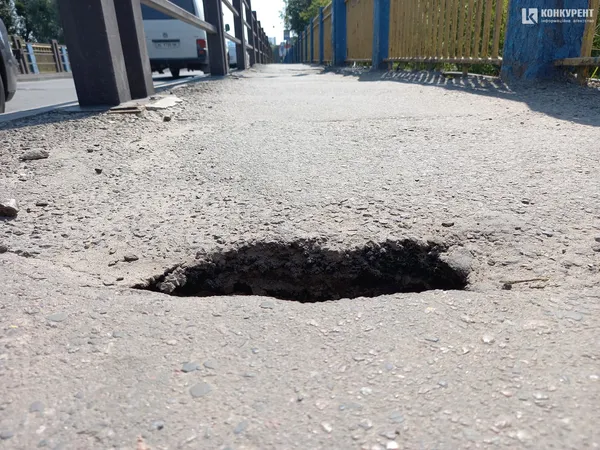 Міст на Шевченка у Луцьку підлатали: що буде далі (фото, відео)