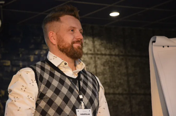 Власник «Опери» вступив у батл із спеціалістом із харчового коледжу (фото)