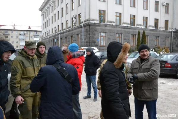 У Луцьку вкотре пікетували російський банк (фото)