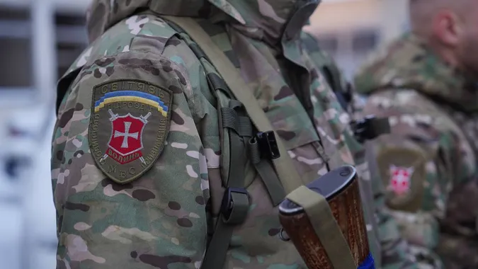 Чергова ротація: волинські поліцейські відбули у зону бойових дій (фото)
