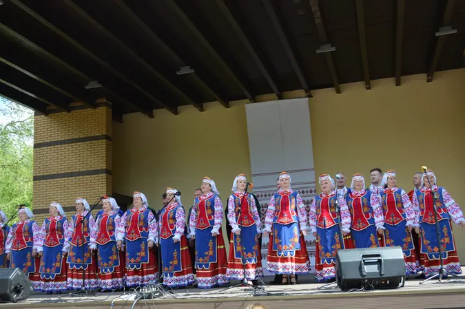 У Ковелі до Дня вишиванки влаштували дефіле (фото)