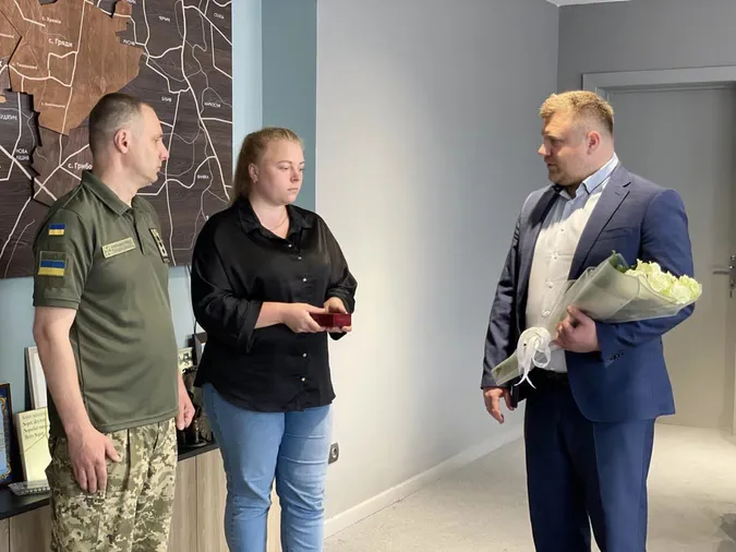 На Волині дружині загиблого Героя Максима Стрижака вручили його Орден