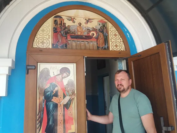 На місці, де знайшли доньку пана, побудували храм: історія унікальної церкви у Луцькому районі (фото)