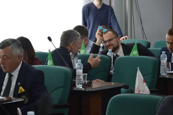 «Весело тут у нас!»