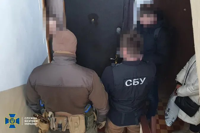 СБУ знешкодила в Україні підпільні осередки «компартії більшовиків» (фото)