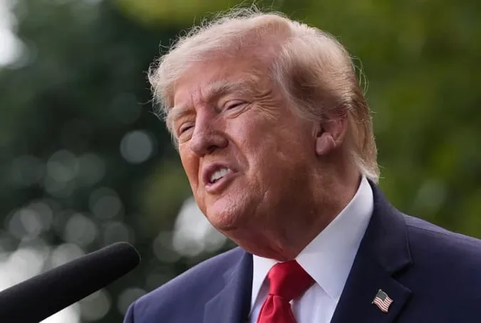 Трамп заявив, що Зеленський погодився не бити по НПЗ росії