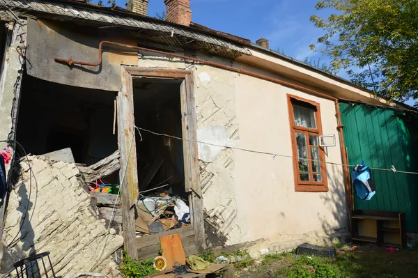 Небезпечні будинки, або Чого бояться жителі ветхого фонду Луцька 