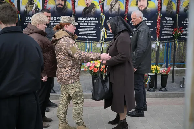 На Волині відзначили Героїв і родини загиблих воїнів державними нагородами (фото)