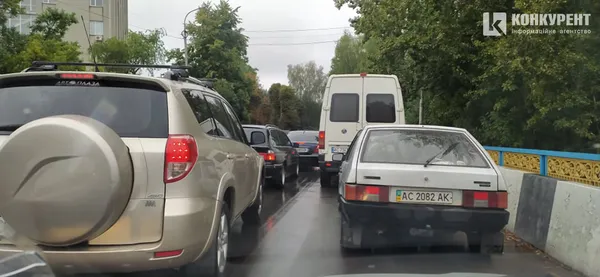 Луцьк «застряг» у заторах (фотофакт)