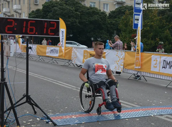 Луцький півмарафон у фото: як це було
