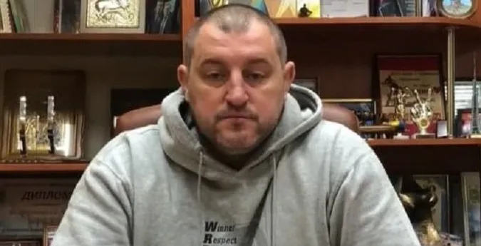 Меру Куп'янська, який здав місто загарбникам, повідомили про державну зраду
