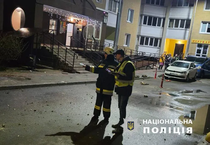 Росіяни атакували Київ дронами: троє загиблих, серед них – 5-річна дитина (фото)