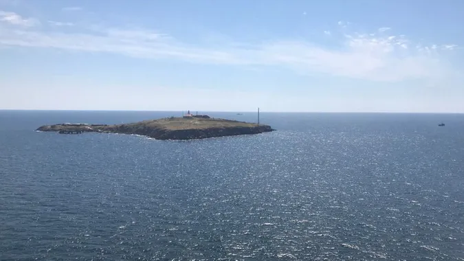На Зміїному знищили ворожий зенітно-ракетний комплекс «Панцир С1» (відео)