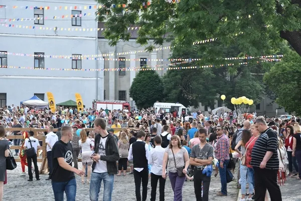 У Луцьку відкрили туристичний сезон (фото) 
