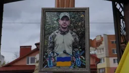 У Володимирі попрощалися з полеглим воїном Андрієм Янюком (фото)