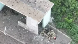 Волинські «ворони» з автобусної зупинки відправили окупантів на концерт Кобзона (відео 18+)