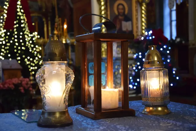 Луцькі пластуни передали прикордонникам Вифлеємський вогонь (фото)