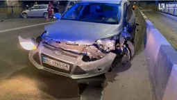 Були п'яними: у Луцьку сталась ДТП за участю таксі Uklon (відео)