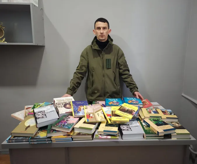 У Луцький СІЗО завезли дитячі книжки (фото)