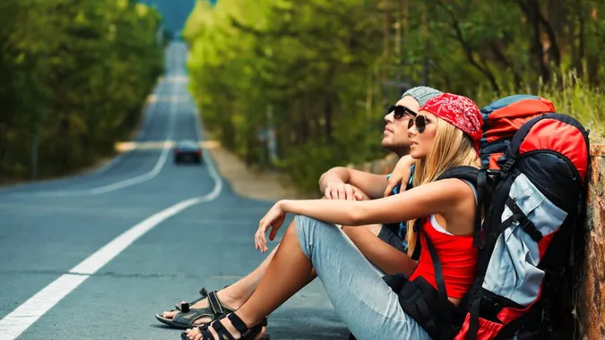 Автобус, поїзд чи BlaBlaCar: чим лучанам їхати дешевше, швидше та безпечніше