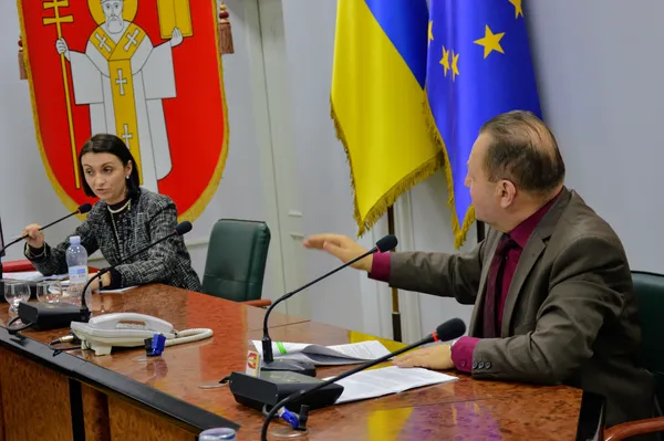 «Є чітко в законі сказано, що депутат, який веде сесію, підписує рішення», – Григорій Пустовіт
