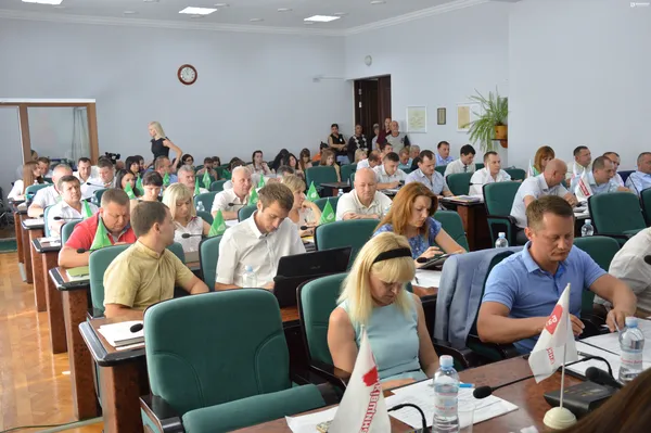 «Замінування», фракція «Микола» і футбол: чим здивувала 10 сесія Луцькради