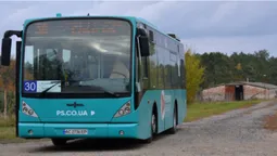 У Луцьку на маршрут № 30 виїхали нові автобуси (фото, відео)