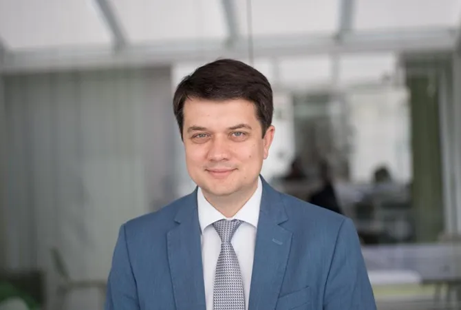 Головою Верховної Ради став Дмитро Разумков