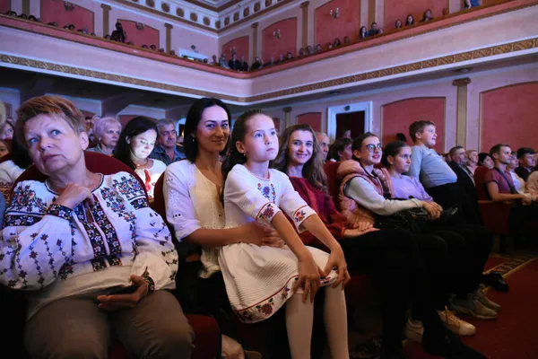 У Луцьку відзначили переможців пісенного конкурсу «З родинного джерела – 2021»