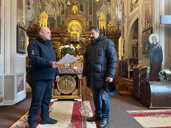 На Волині рятувальники вчили священників, як не спалити храми під час богослужінь