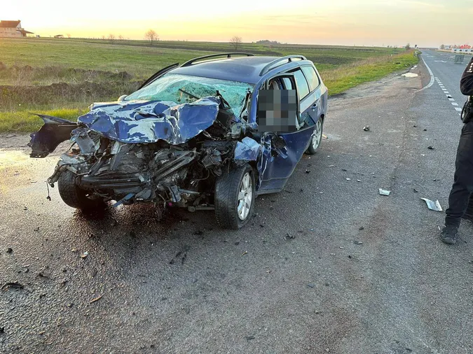 Виїхала назустріч фурі: у ДТП на Рівненщині загинула 37-річна волинянка (фото, відео)