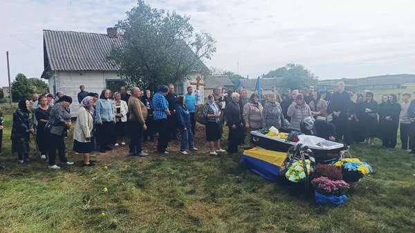 Не пережив важких поранень: на Волині попрощалися із 54-річним воїном Василем Вороб’єм (фото)