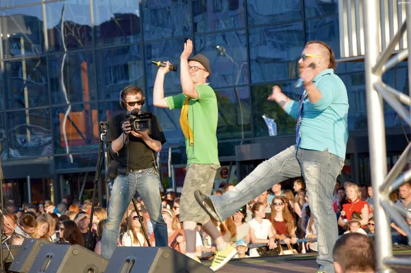 Запальний гурт «ФлайzZa»